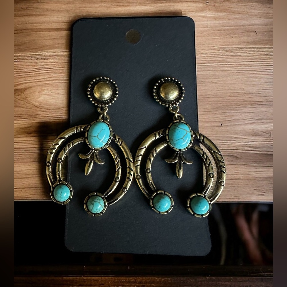 Boho Western Brass/Gold Tone Turquoise Design Earrings 2” L post back NWOT